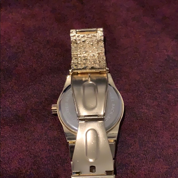 Watch - Picture 2 of 2